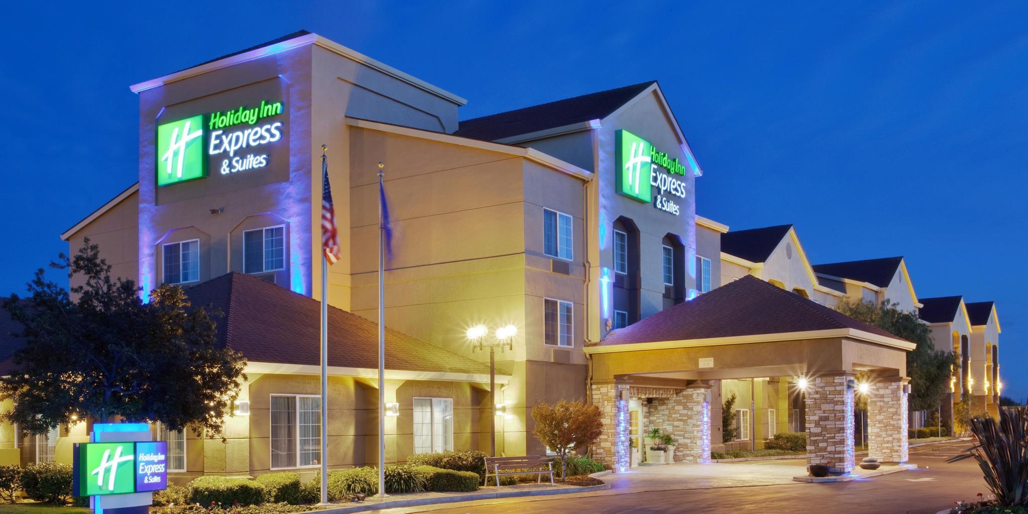 Holiday Inn Express & Suites Oakland - Airport, An Ihg Hotel Exterior photo